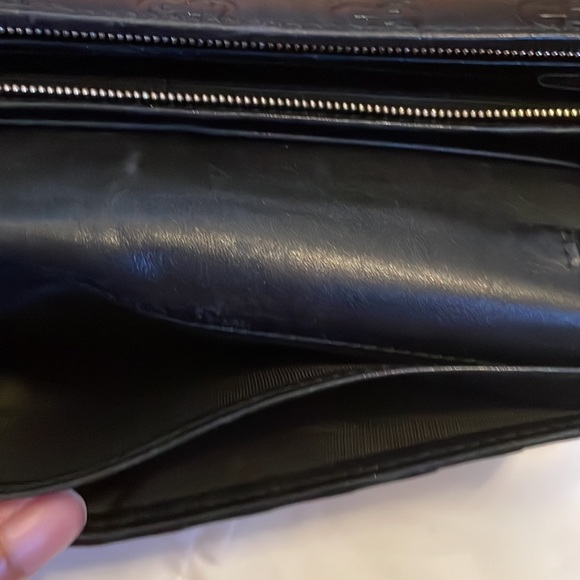 Gucci black monogram leather wallet on a chain - Picture 9 of 15